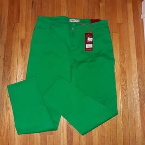 Judy Blue green jeans size 2XL nwt